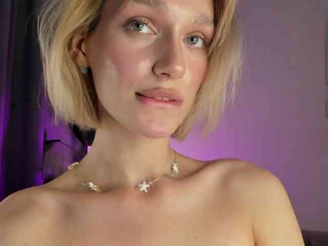 IceStrawberry webcam