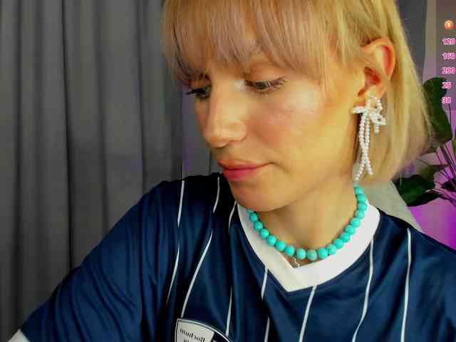 IceStrawberry webcam