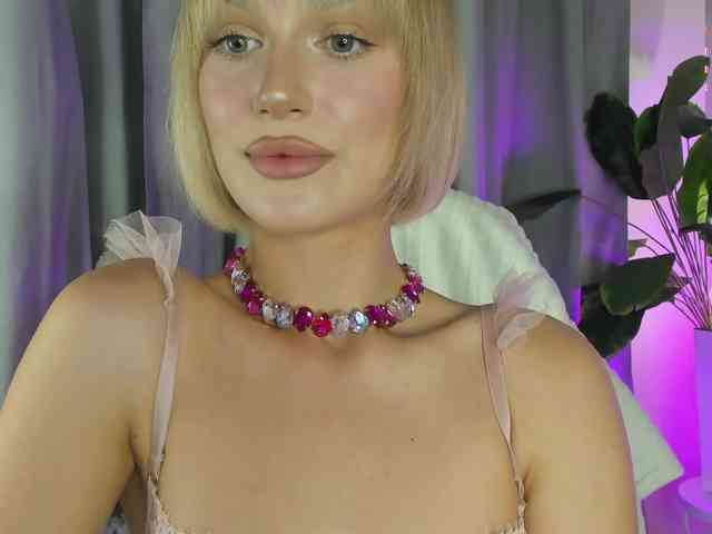 IceStrawberry webcam