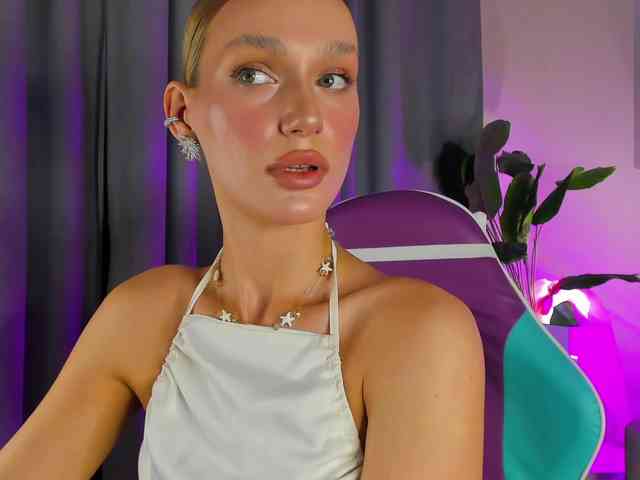 IceStrawberry webcam