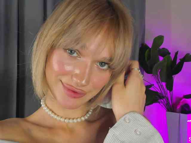 IceStrawberry Sex Cam Show