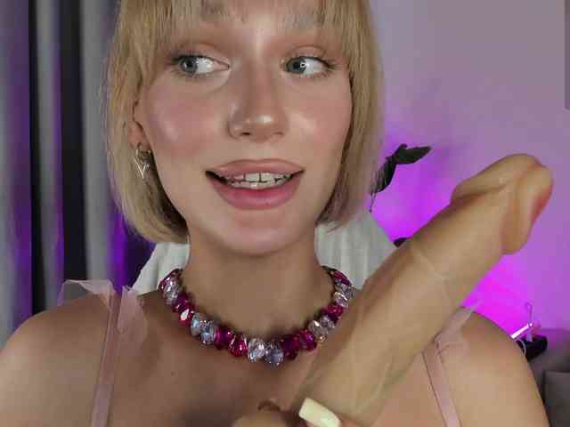 IceStrawberry webcam