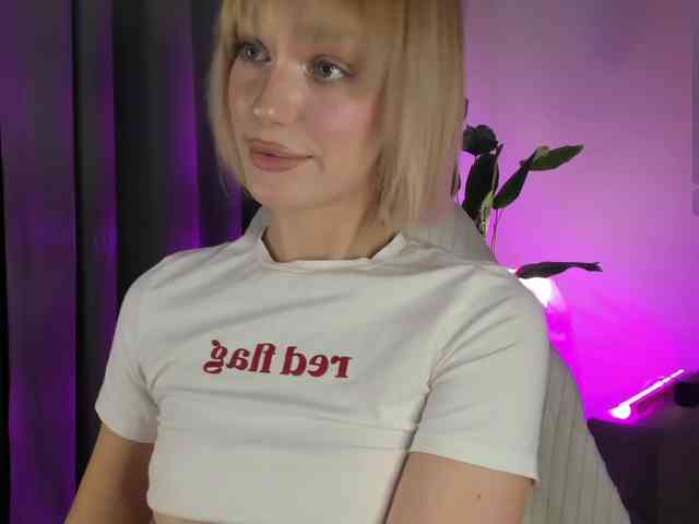 IceStrawberry webcam