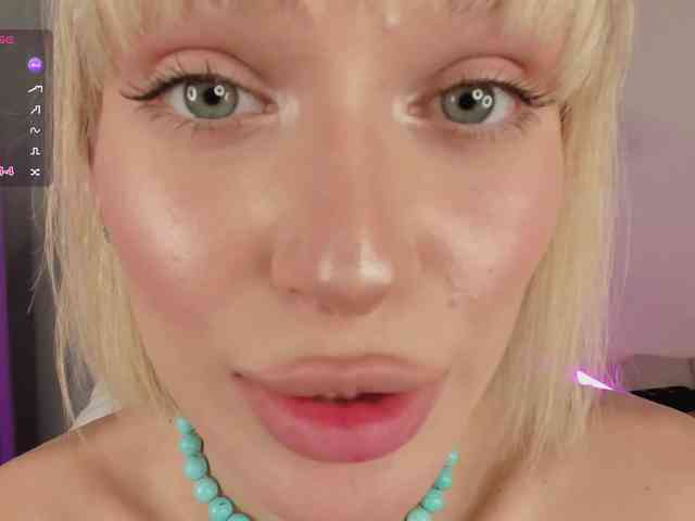 IceStrawberry webcam