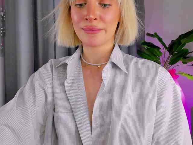 IceStrawberry webcam