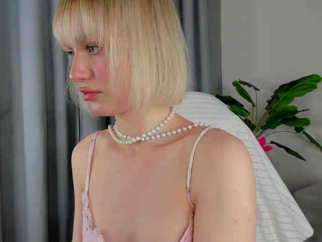 IceStrawberry webcam