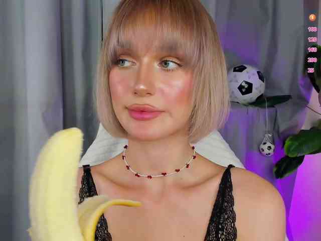 IceStrawberry Sex Cam Show