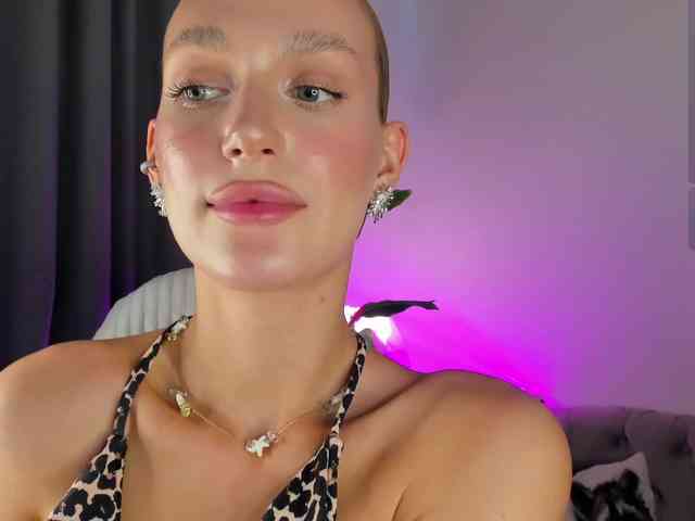 IceStrawberry webcam