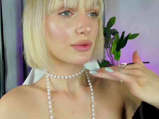 IceStrawberry webcam