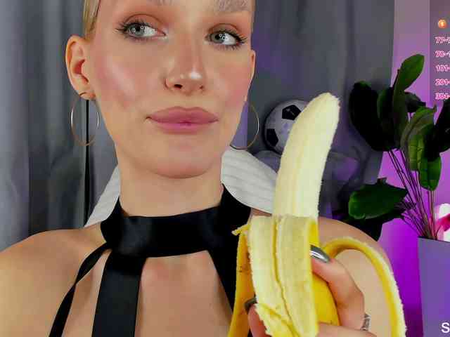IceStrawberry webcam