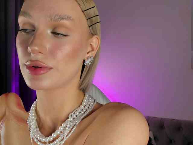 IceStrawberry webcam