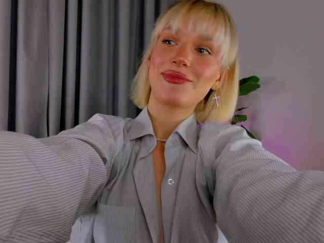 IceStrawberry webcam