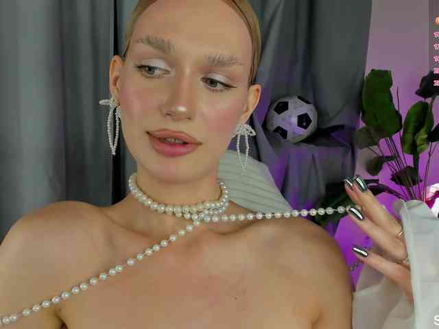 IceStrawberry webcam