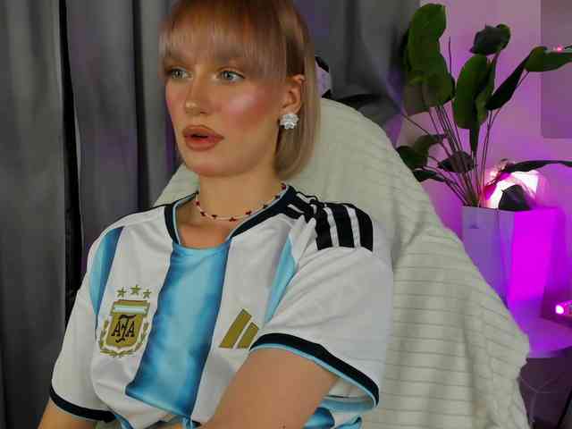 IceStrawberry Sex Cam Show