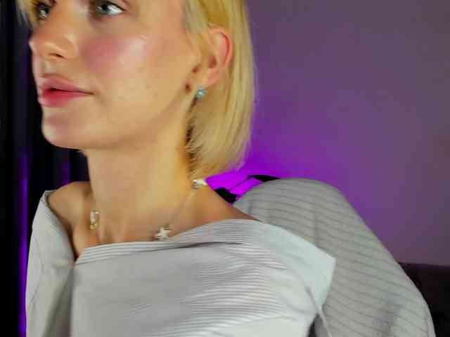 IceStrawberry webcam