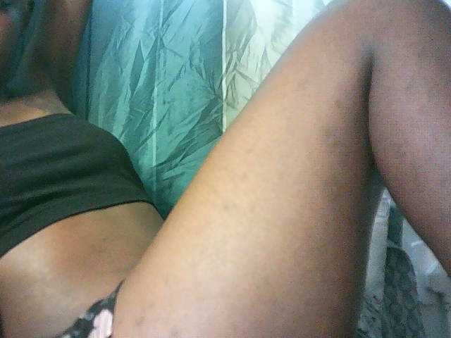 Sexypetiteher, live now on BongaCams