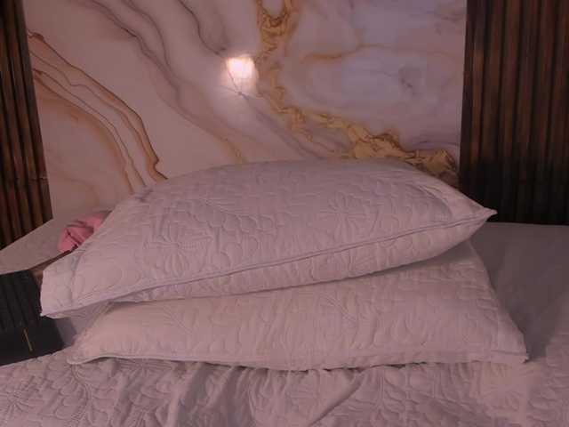 king-lovely-horny live cam on BongaCams