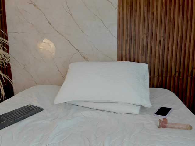 king-lovely-horny live cam on BongaCams