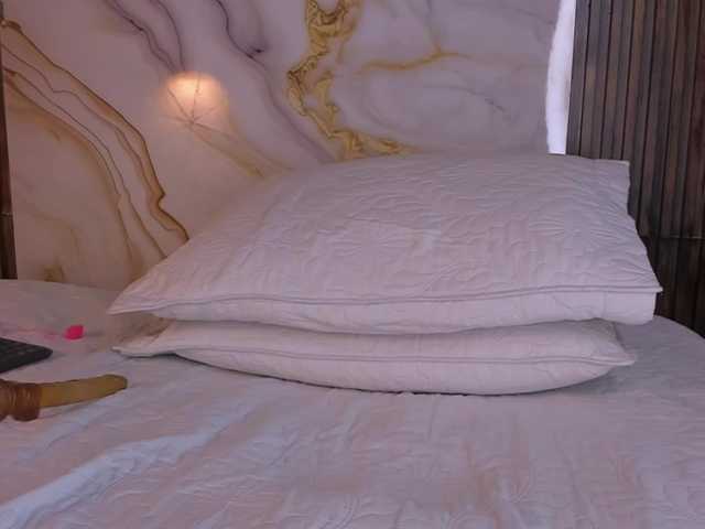 king-lovely-horny live cam on BongaCams