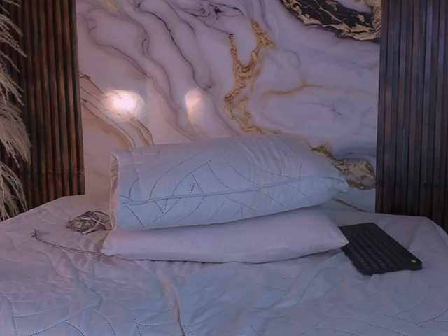 king-lovely-horny live cam on BongaCams