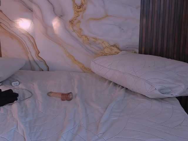 king-lovely-horny live cam on BongaCams