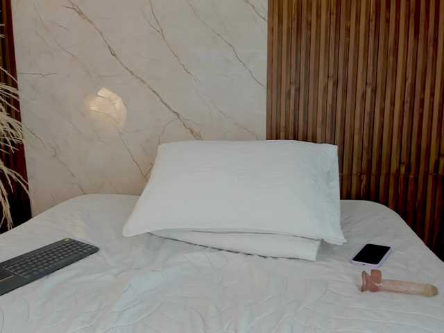 king-lovely-horny live cam on BongaCams