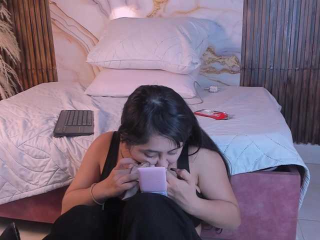 king-lovely-horny live cam on BongaCams