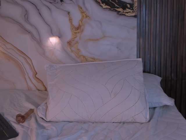 king-lovely-horny live cam on BongaCams