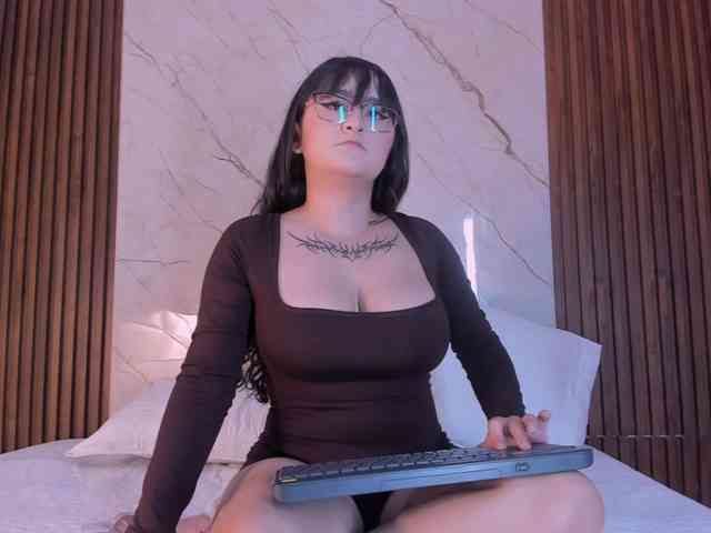 king-lovely-horny webcam