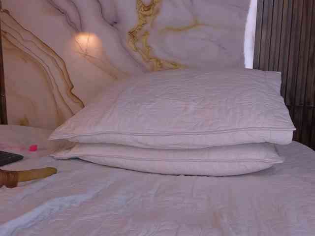 king-lovely-horny webcam