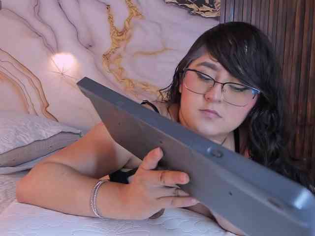 king-lovely-horny webcam