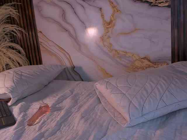 king-lovely-horny webcam