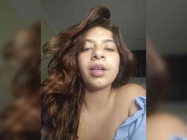 lunatemptress-4 webcam