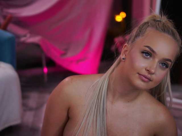 ElyssawetXX live webcam show