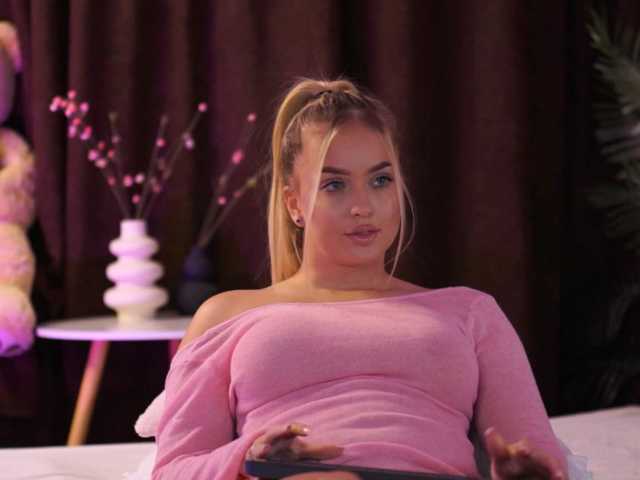 ElyssawetXX live cam on BongaCams