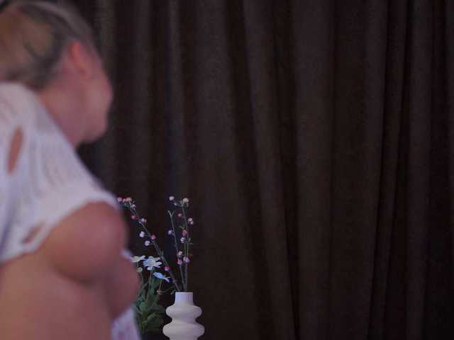 ElyssawetXX live cam on BongaCams