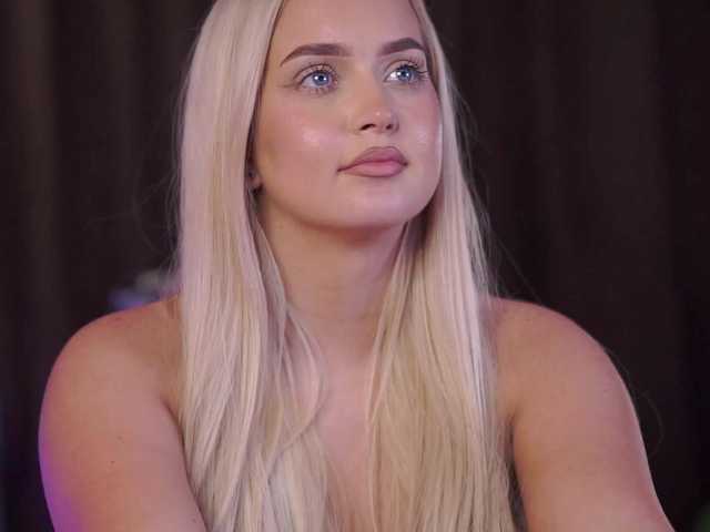 ElyssawetXX live cam on 