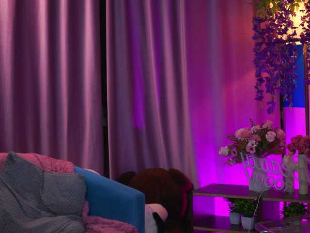 ElyssawetXX's BongaCams show and profile