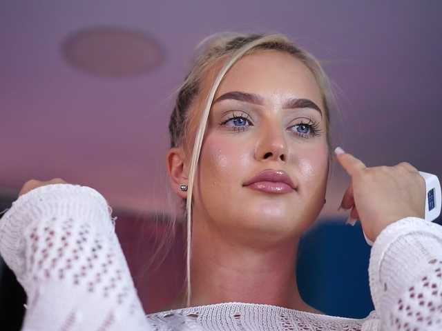 ElyssawetXX live cam on BongaCams