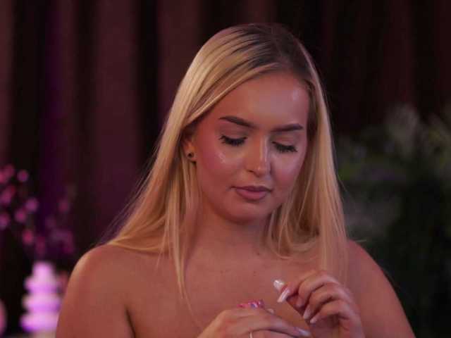 ElyssawetXX live cam on BongaCams