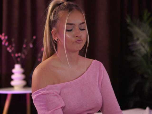 ElyssawetXX live cam on BongaCams