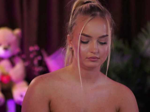 ElyssawetXX live cam on BongaCams