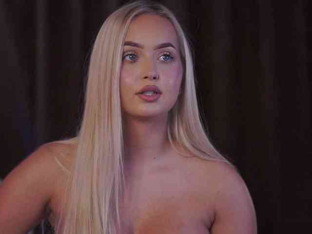 ElyssawetXX webcam