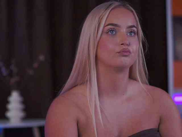 ElyssawetXX webcam