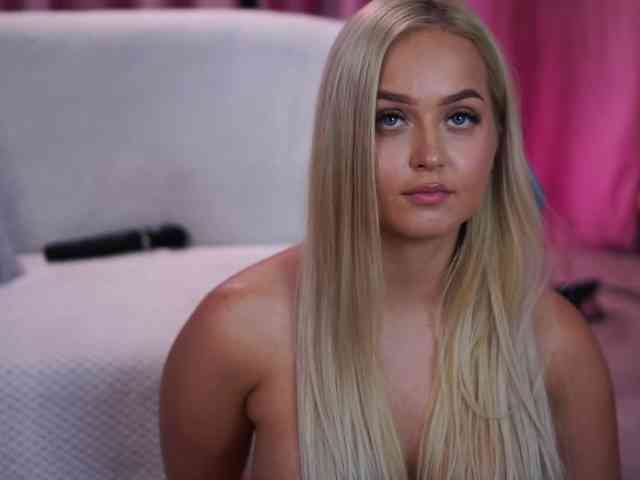 ElyssawetXX webcam