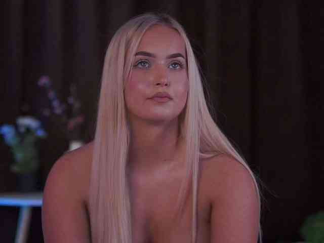 ElyssawetXX webcam