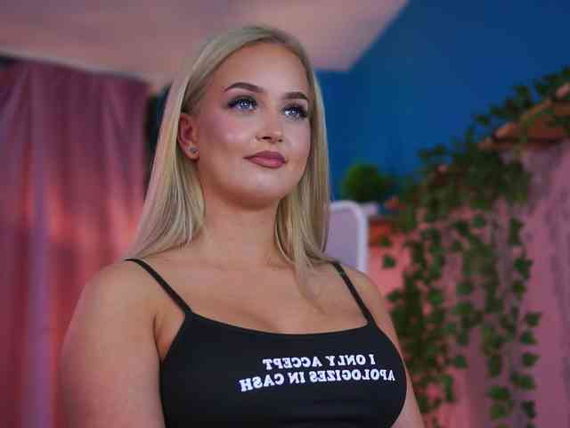 ElyssawetXX webcam