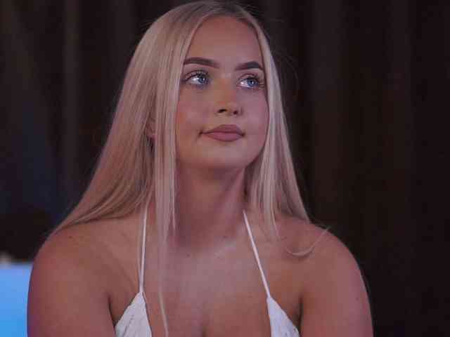 ElyssawetXX webcam