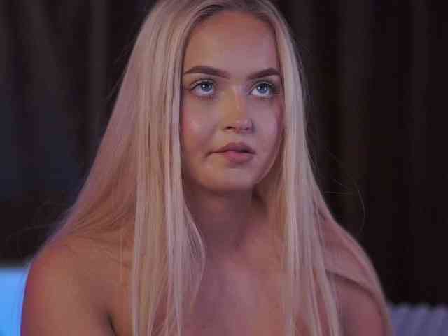 ElyssawetXX webcam