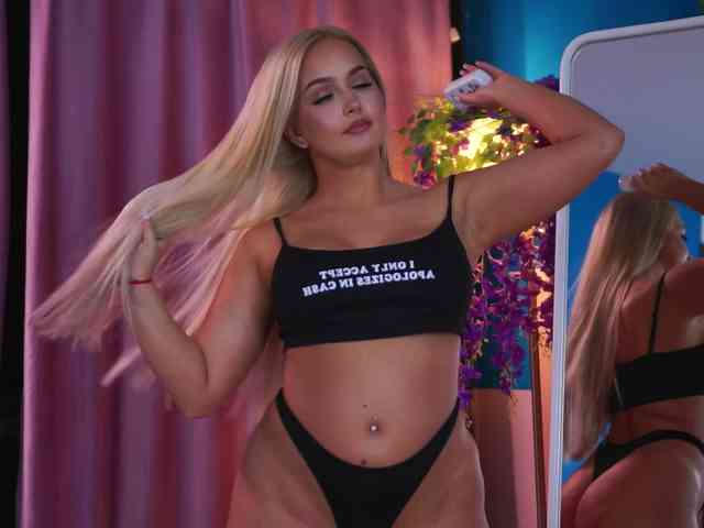 ElyssawetXX webcam